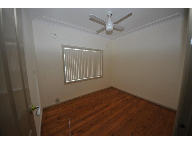 123 Hector  St, Sefton NSW 2162