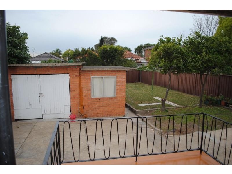 98 Taylor  St, Lakemba NSW 2195