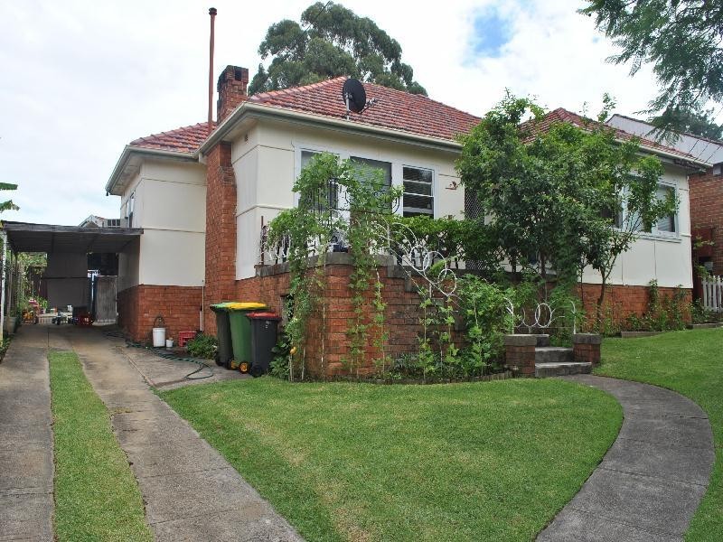 6 Ashby Ave, Yagoona NSW 2199