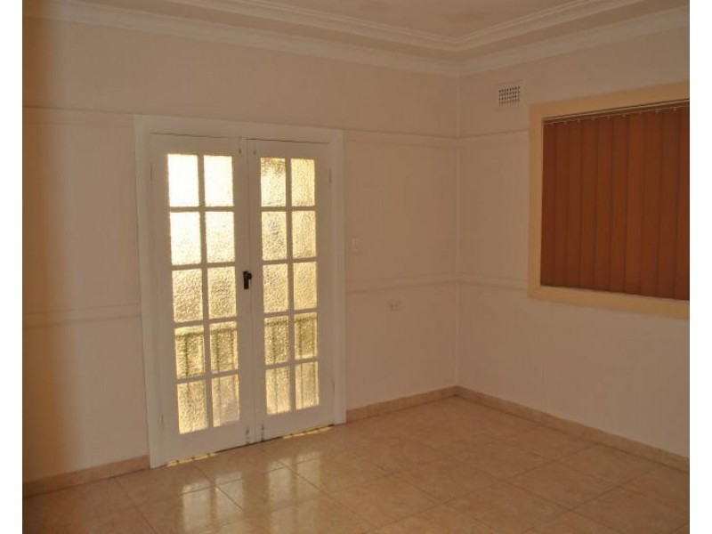 17 Avalon Street, Birrong NSW 2143