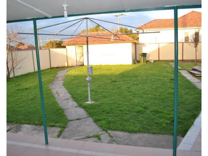 17 Avalon Street, Birrong NSW 2143