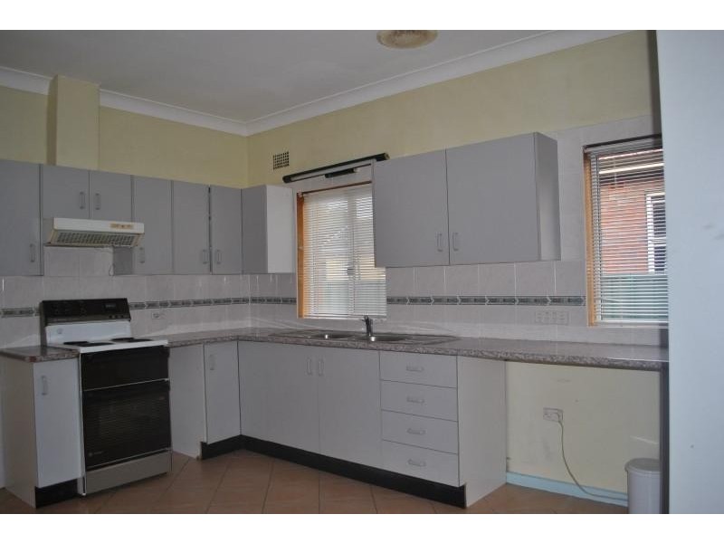 6 McClelland St, Chester Hill NSW 2162