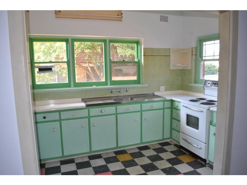 126 Chester Hill Rd, Bass Hill NSW 2197