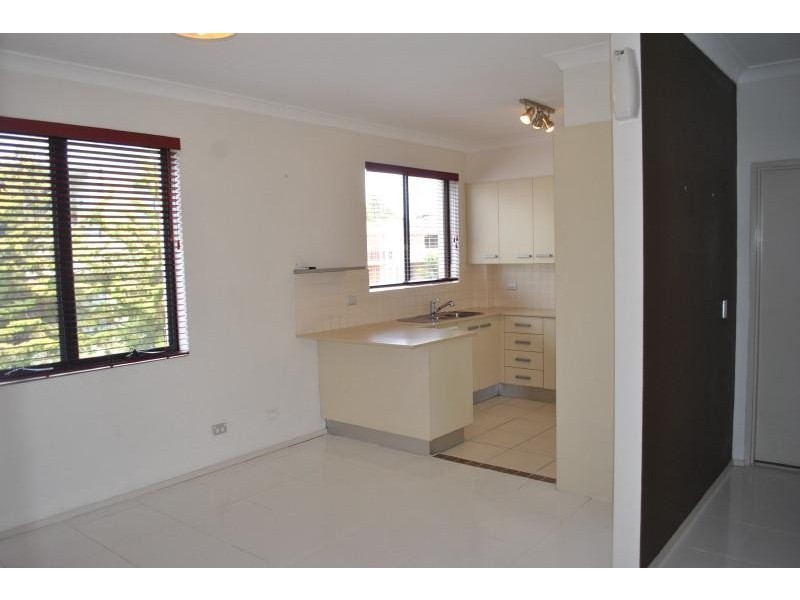 9/35-37 Lydbrook St, Westmead NSW 2145