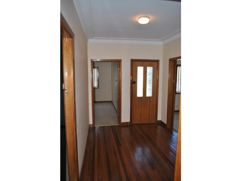 2 Parkham St, Chester Hill NSW 2162