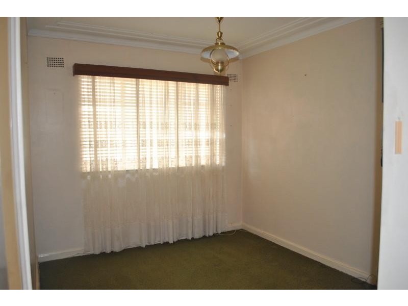 39 Worland St, Yagoona NSW 2199