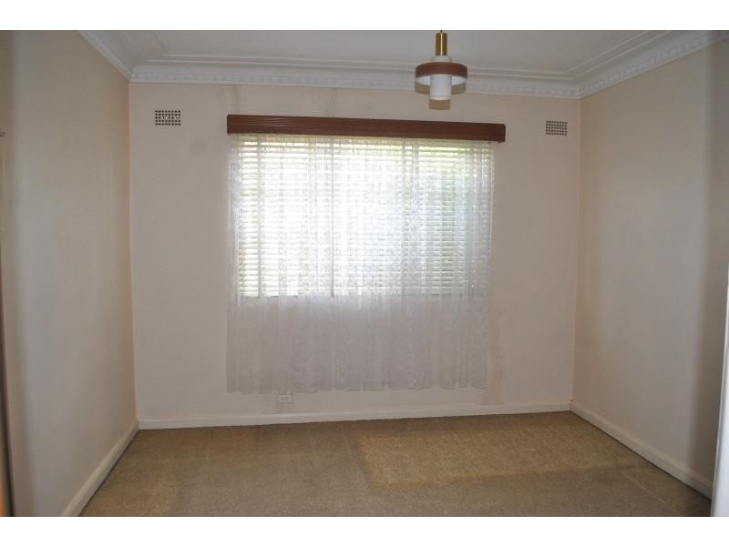 39 Worland St, Yagoona NSW 2199