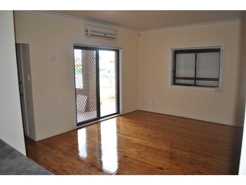 1 Albury St, Yagoona NSW 2199