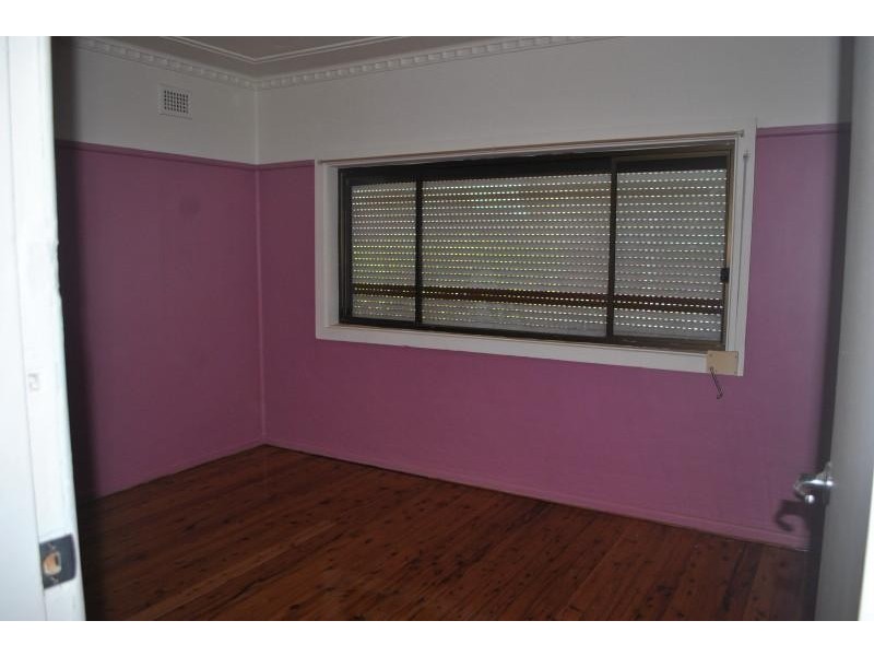 1 Albury St, Yagoona NSW 2199