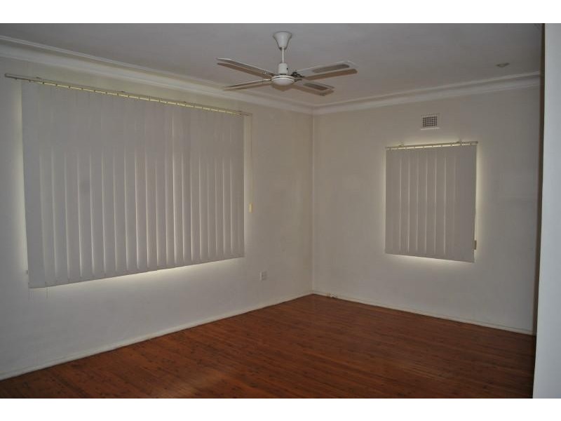 40 Wallace St, Sefton NSW 2162