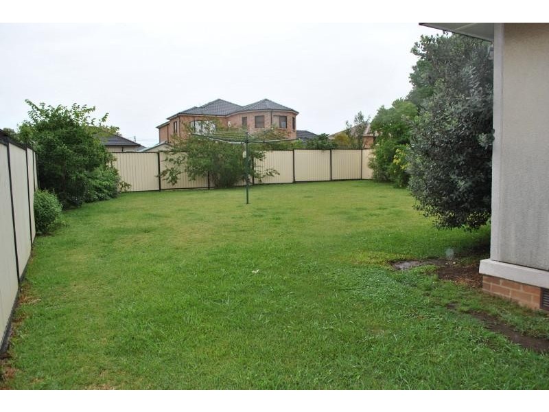 40 Wallace St, Sefton NSW 2162