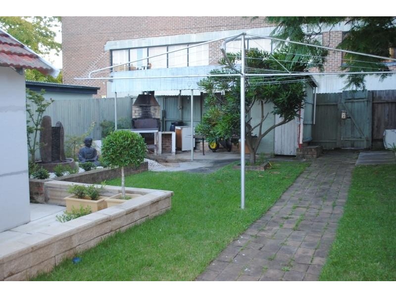 22 Grevillea  Rd, Chester Hill NSW 2162