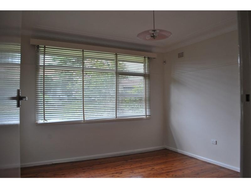 13 Carnegie Rd, Chester Hill NSW 2162