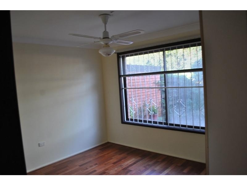 13/17-25 Campbell Hill  Rd, Chester Hill NSW 2162