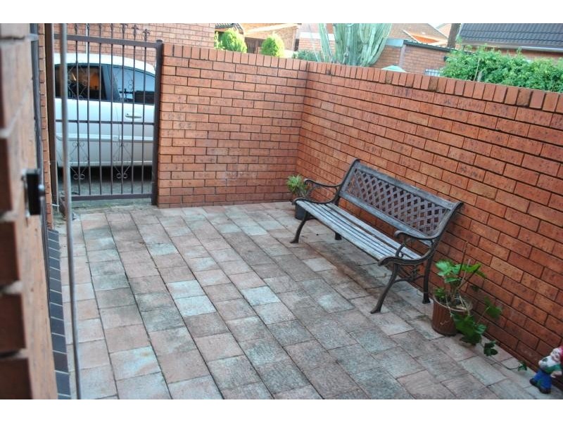 13/17-25 Campbell Hill  Rd, Chester Hill NSW 2162