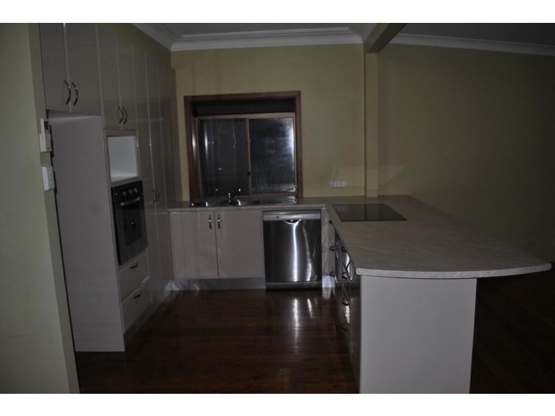 5 Australia  St, Bass Hill NSW 2197