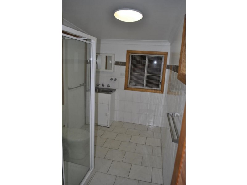 5 Australia  St, Bass Hill NSW 2197