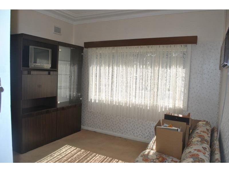 947 Hume Hwy, Bass Hill NSW 2197