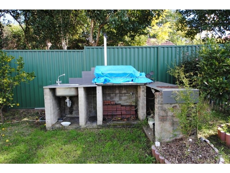 20 Esme Ave, Chester Hill NSW 2162