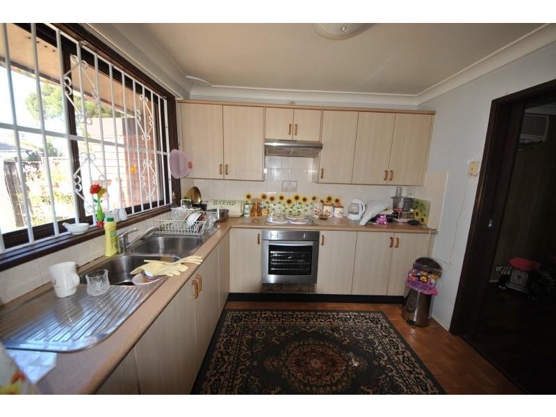 13/17-25 Campbell Hill Rd, Chester Hill NSW 2162