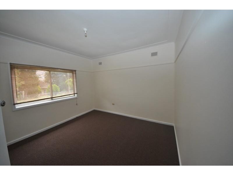 2 Larien  Cres, Birrong NSW 2143