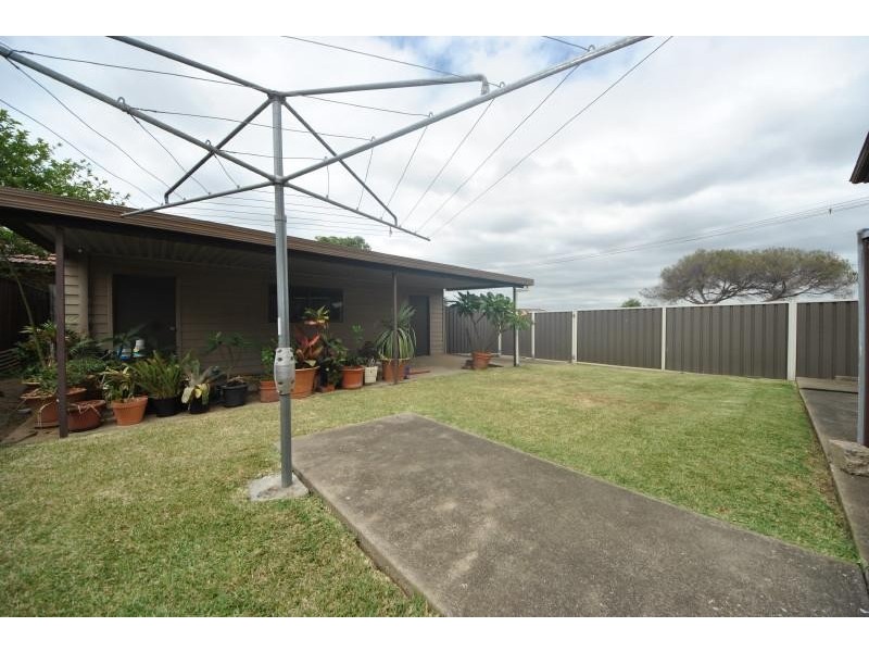 141 Proctor Pde, Chester Hill NSW 2162