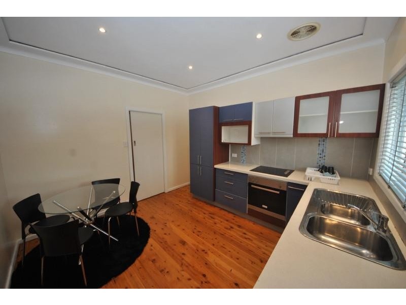 45 Chifley Ave, Sefton NSW 2162