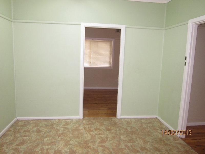 3 Larien  Cres, Birrong NSW 2143