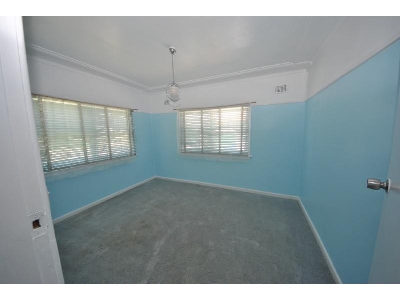 19 Bent St, Chester Hill NSW 2162