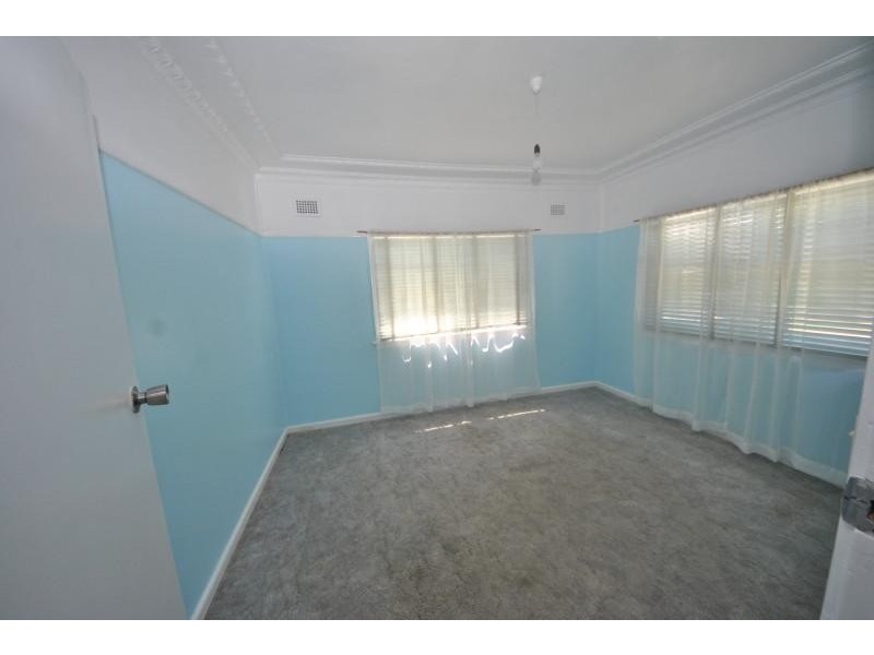 19 Bent St, Chester Hill NSW 2162