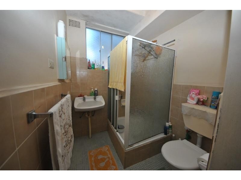 4/90 Regent  St, Regents Park NSW 2143