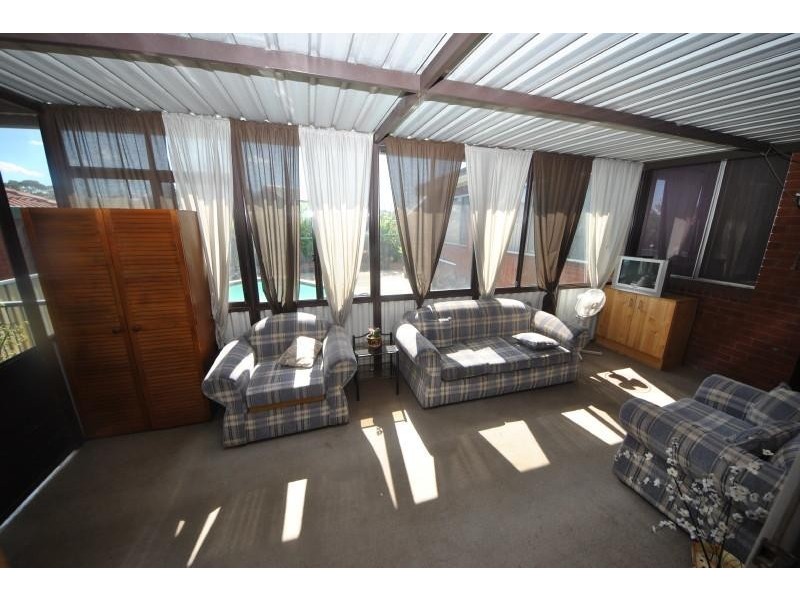 76 Chester Hill Rd, Chester Hill NSW 2162