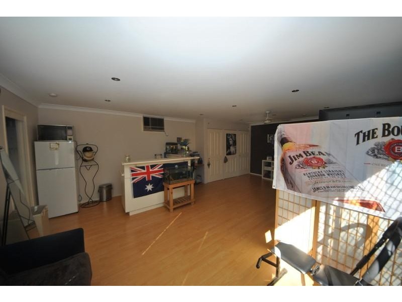 17 Rixon St, Bass Hill NSW 2197