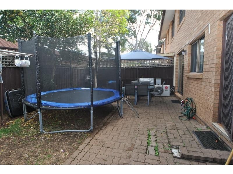 9/11-15 Campbell Hill  Rd, Chester Hill NSW 2162
