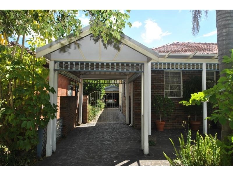 90 Jocelyn St, Chester Hill NSW 2162