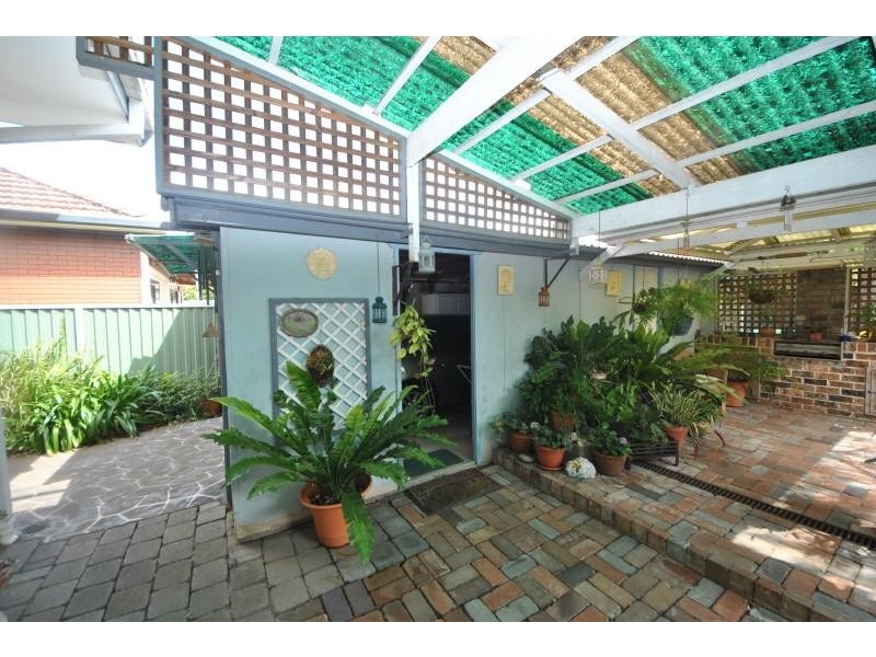 90 Jocelyn St, Chester Hill NSW 2162