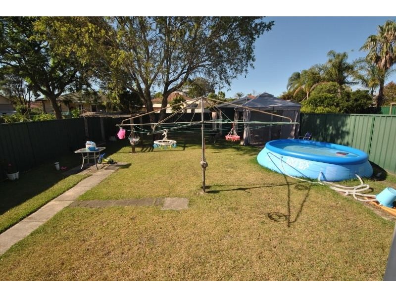 6 McClelland St, Chester Hill NSW 2162