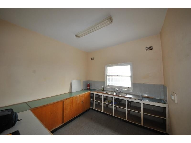 15 Hudson Pde, Birrong NSW 2143