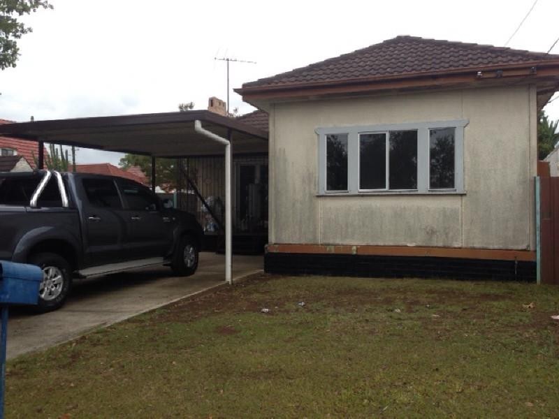 22 Leicester St, Chester Hill NSW 2162