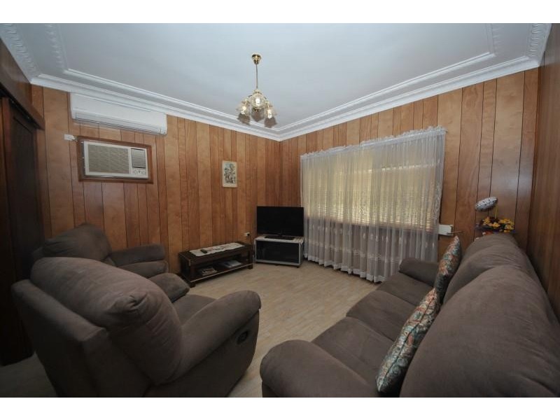 45 Robertson  Rd, Bass Hill NSW 2197
