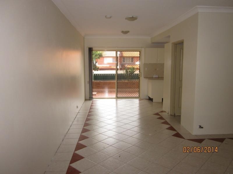 4/49 Cambridge Ave, Bankstown NSW 2200