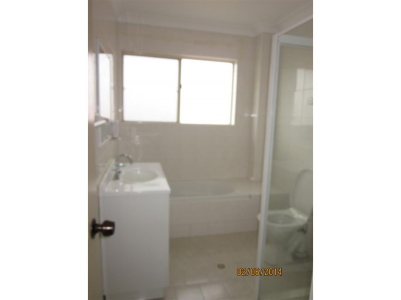 4/49 Cambridge Ave, Bankstown NSW 2200