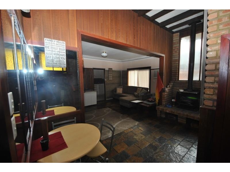 4 Rose St, Sefton NSW 2162