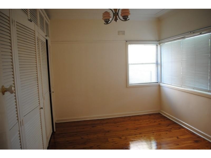 12 Palmer St, Sefton NSW 2162