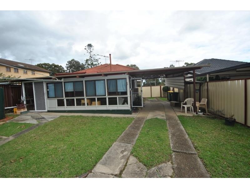 14 Nobbs Rd, Yagoona NSW 2199