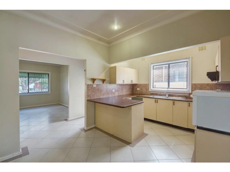 54 Hill Rd, Birrong NSW 2143