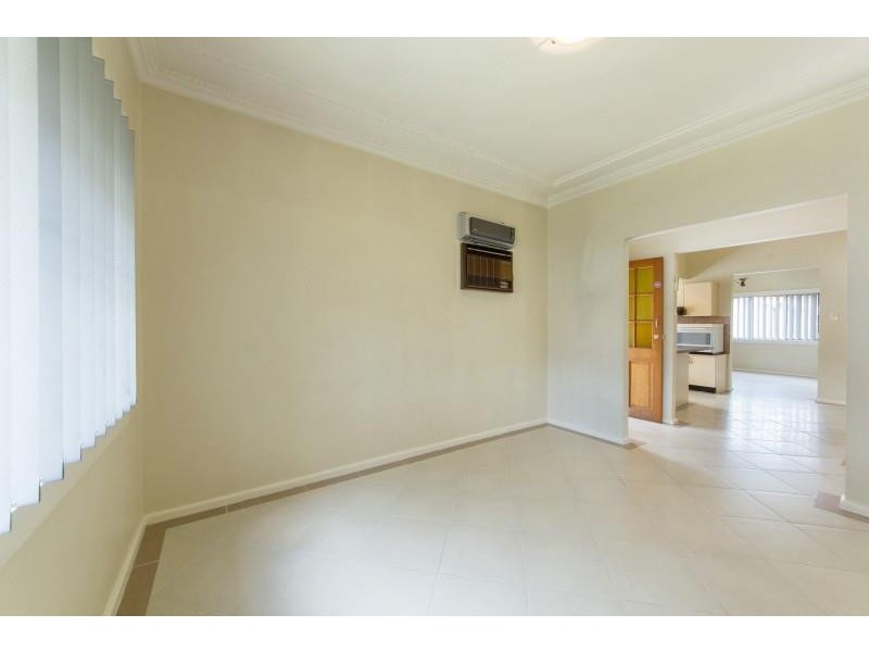 54 Hill Rd, Birrong NSW 2143
