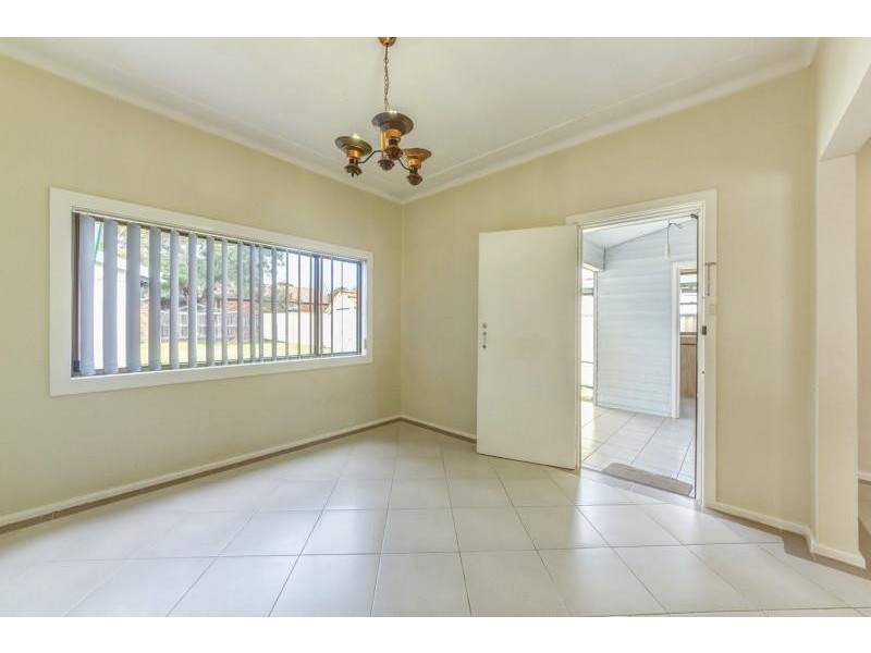 54 Hill Rd, Birrong NSW 2143