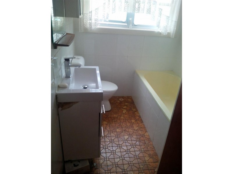 138 Cooper Rd, Yagoona NSW 2199