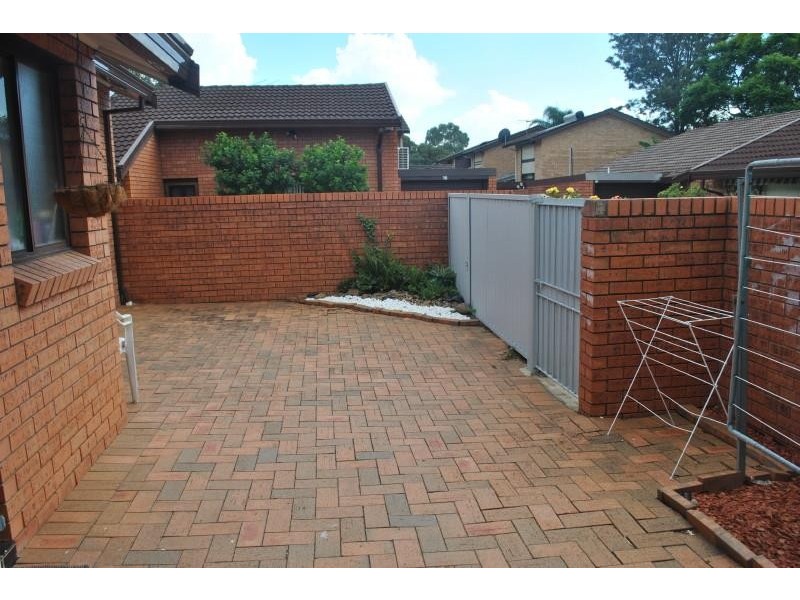 17/17-25 Campbell Hill Rd, Chester Hill NSW 2162